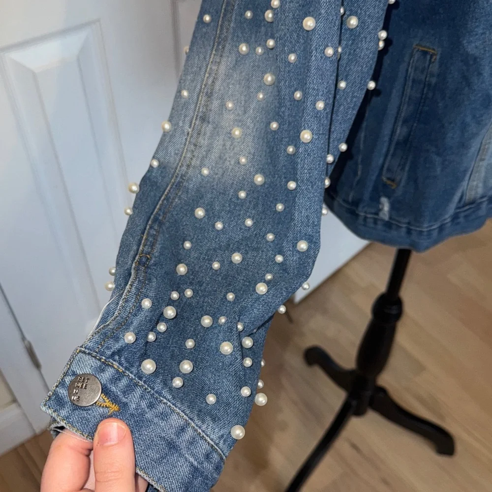 Pearl Studded Blue Denim Jacket - Picture 4 of 13
